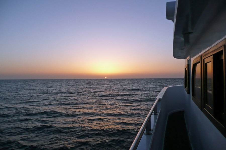 Red Sea, MY Quick Shadow Rotes Meer, MY Quick Shadow.jpg